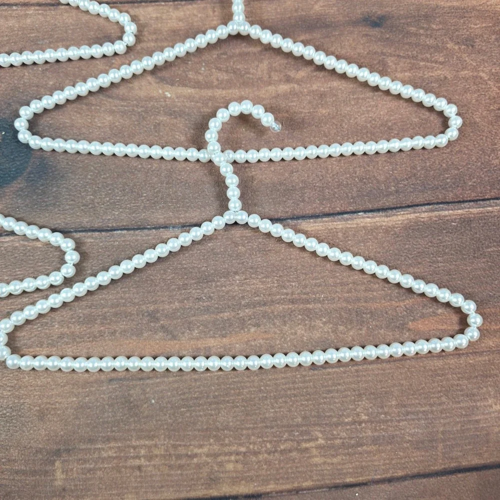Faux Pearl Hangers Adult OS White Good Set of 5 Beaded Boutique Decor